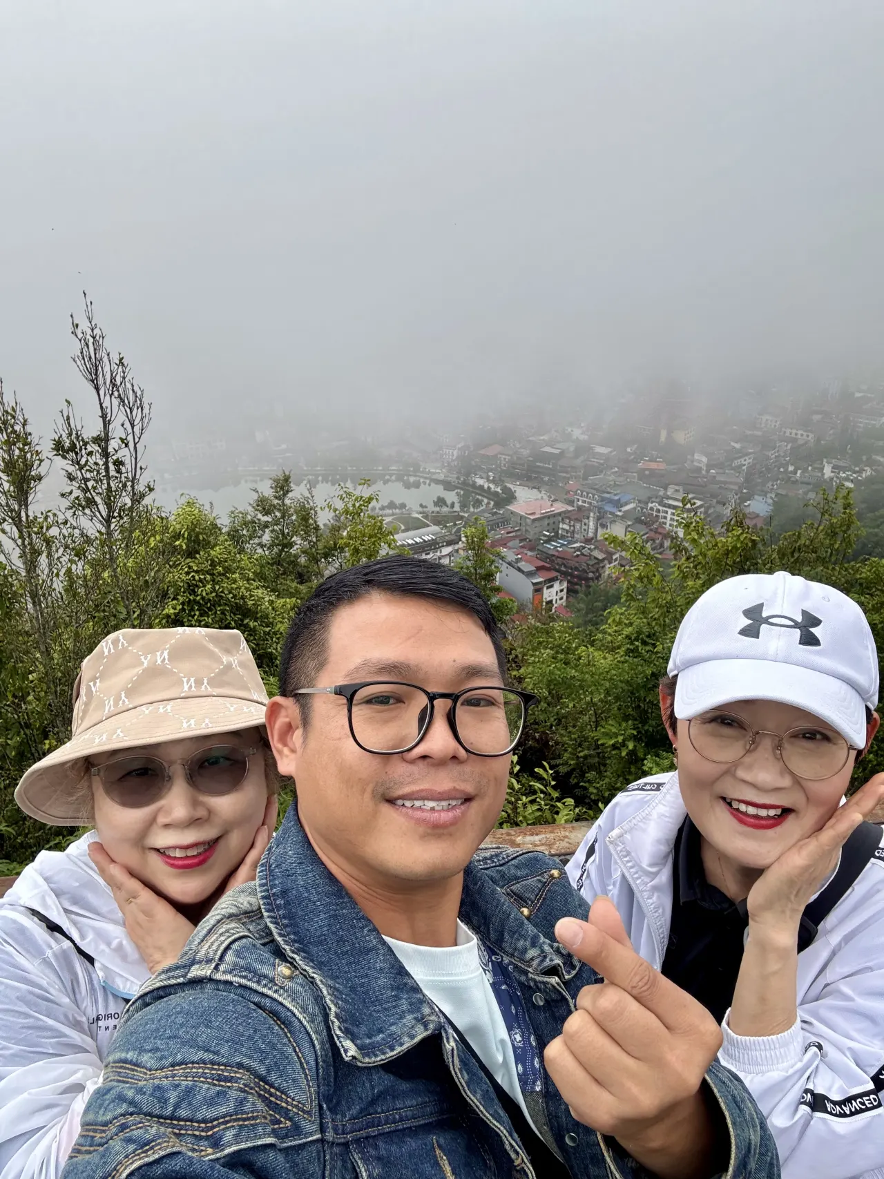 사파여행  ~~현빈 가이드와 함께 최고 멋진여행